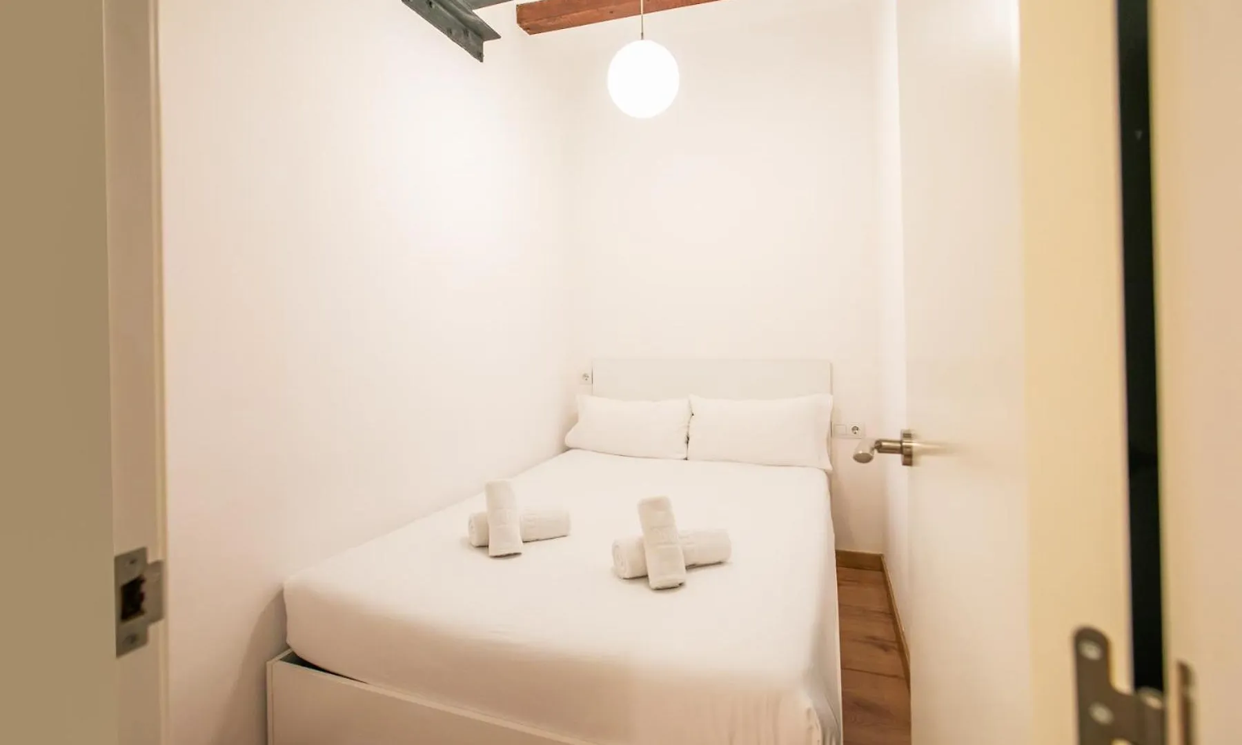 11Bldg1025 - Superp Apartment Downtown バルセロナ スペイン